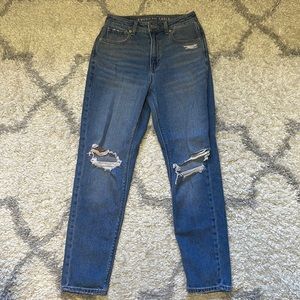 American Eagle mom jeans